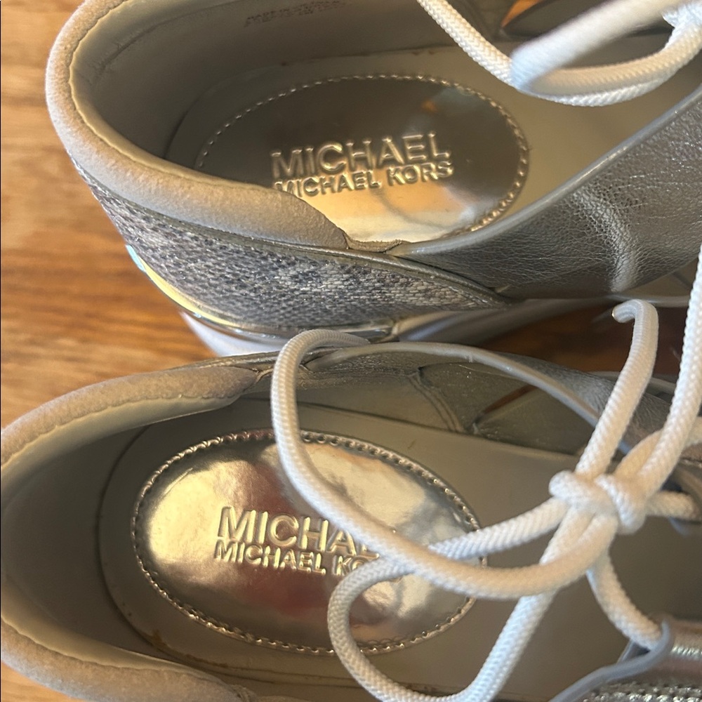 *NEW* Michael Kors Silver Sneakers - Picture 6 of 6